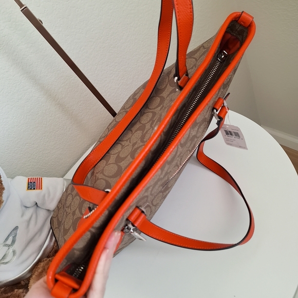 NWT Coach Signature Zip Top Tote F34603 Khaki Orange - Picture 6 of 8